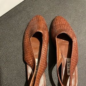 Nine West leather vintage basket weave sling back SZ 7